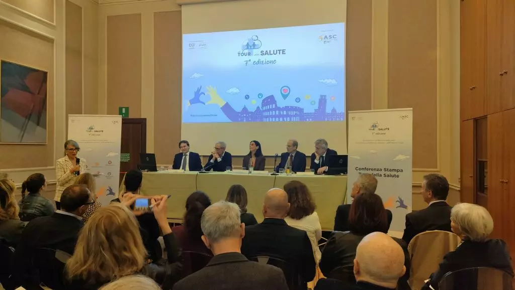 Screening gratuiti in 15 città, riparte il Tour della Salute