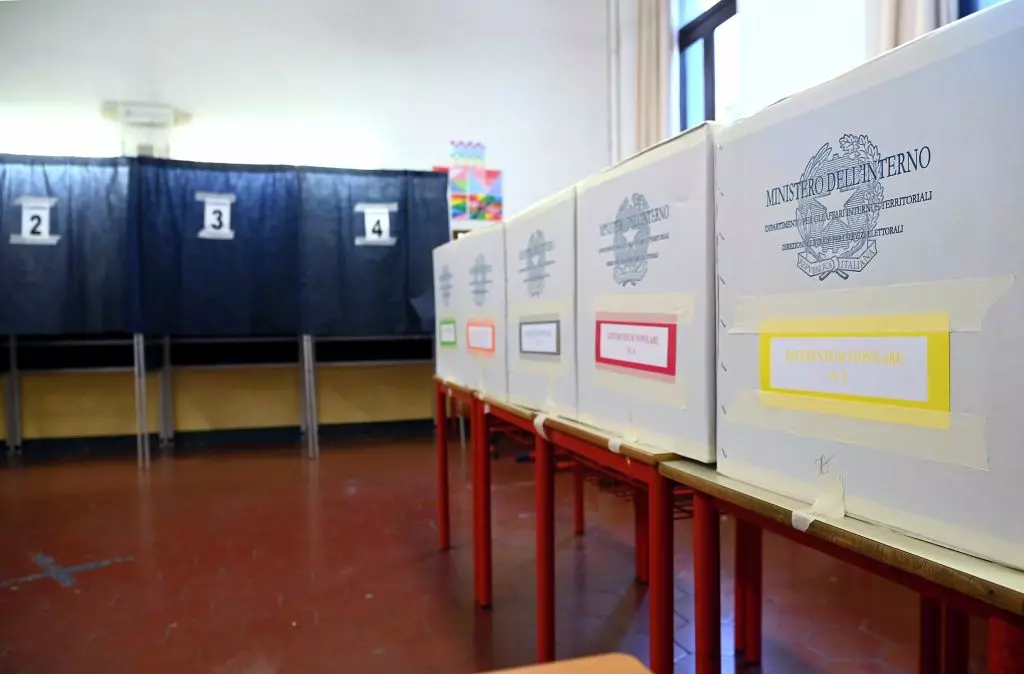 Referendum, dalle 7,00 aperti i seggi. Si vota fino alle 23,00 e domani