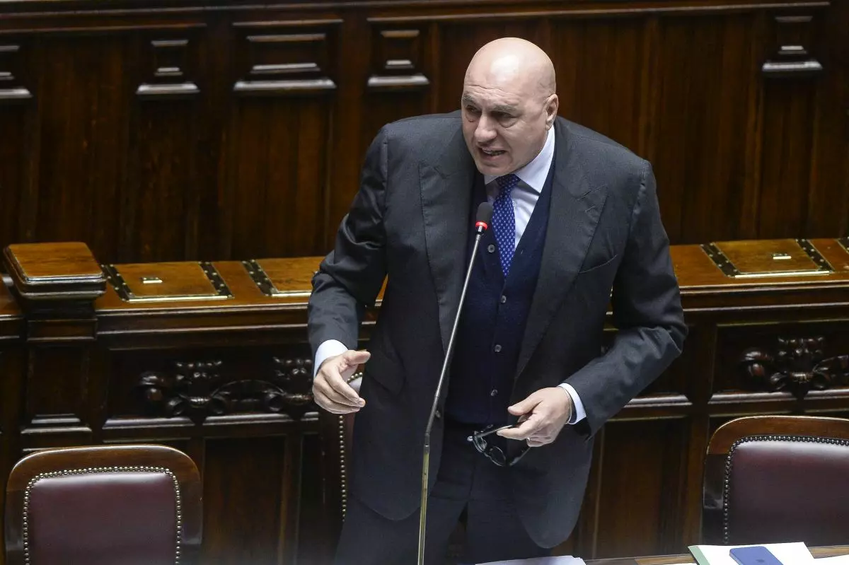 Difesa, Crosetto “I tempi sono cambiati, anche la Nato deve cambiare”