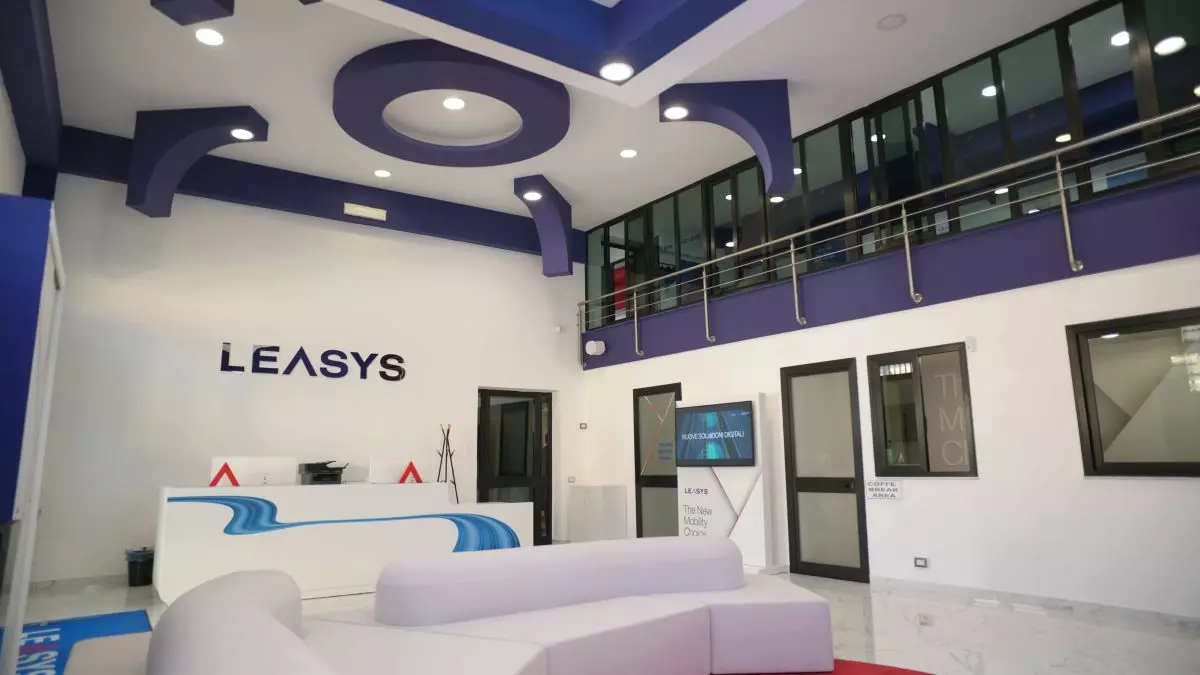 Nasce in Campania il primo flagship store “Leasys One”