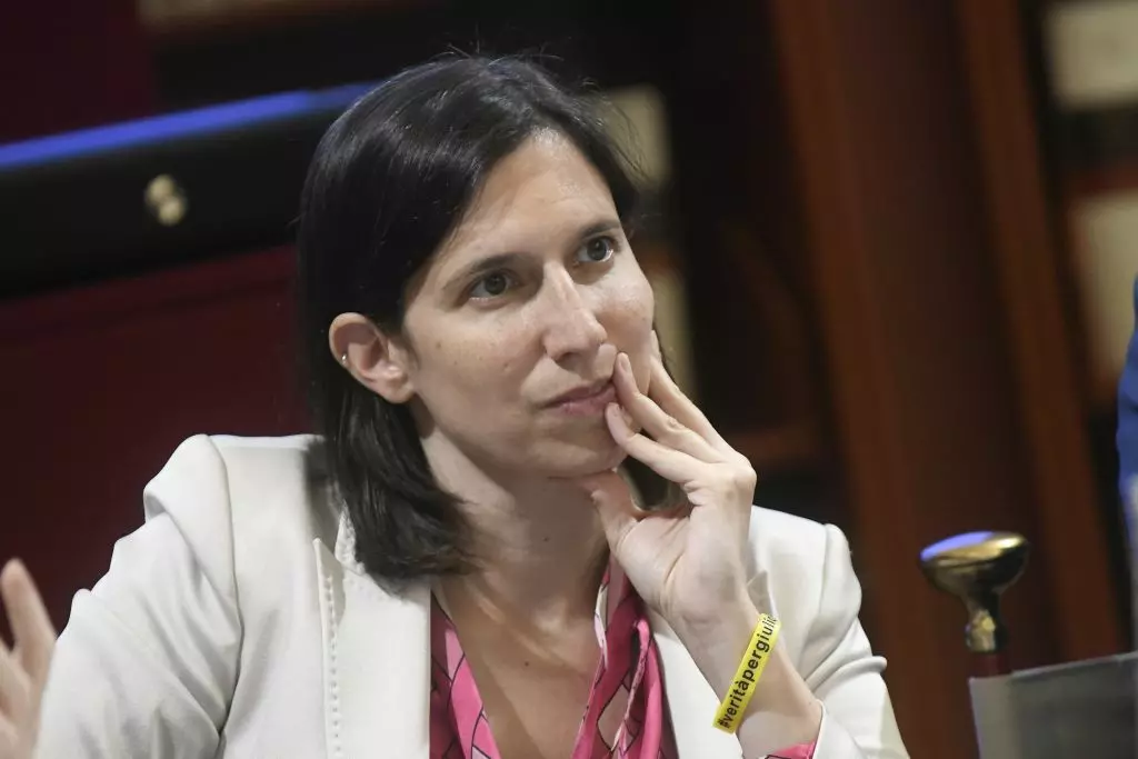 Pride, Schlein “Destra fa la guerra ai diritti, grave silenzio Meloni”