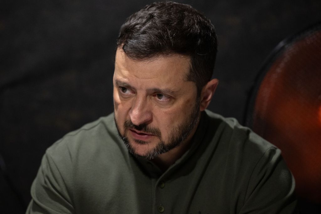 Zelensky “Non cederemo nostre terre”. Dagli Usa: “L’Ucraina e l’Ue presentano una controproposta al piano di Putin”