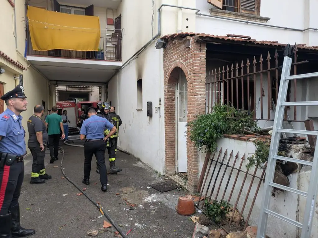 Esplosione in un’abitazione di Meta di Sorrento, morti due anziani
