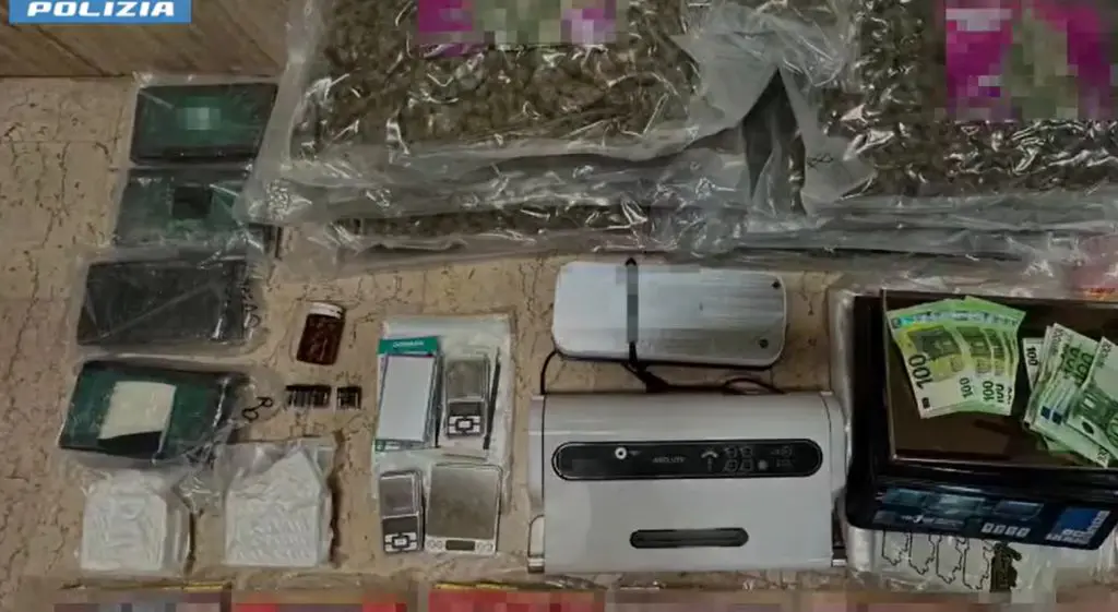 Arrestato per spaccio biker di Chieti, sequestrati 20 kg di droga