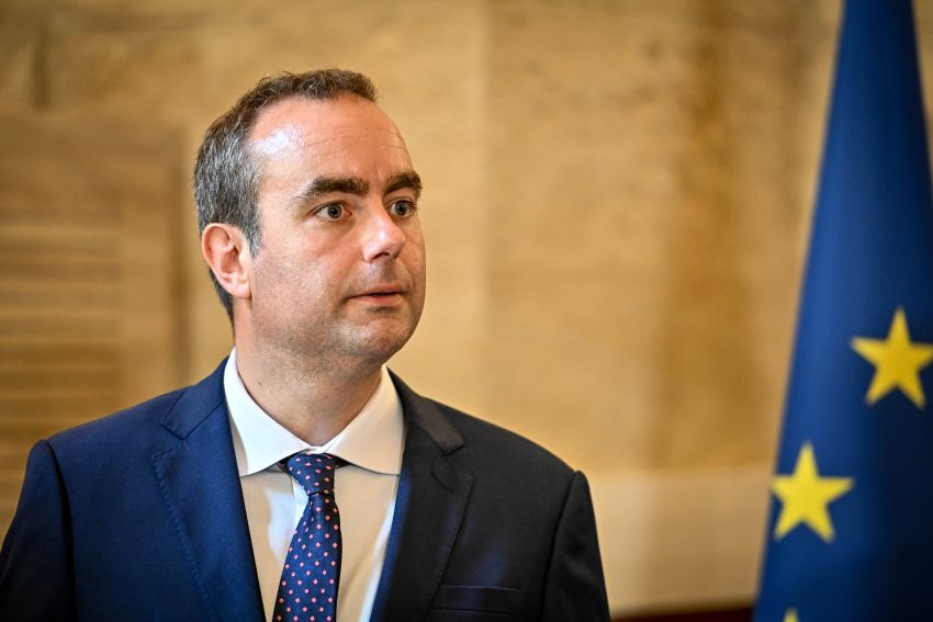 Francia, Macron nomina Lecornu primo ministro