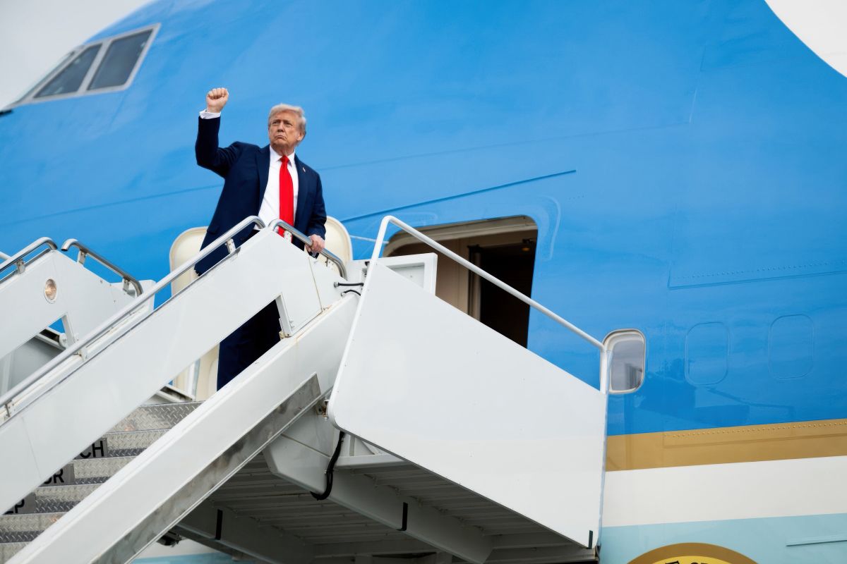 Trump accolto a Ben Gurion da Herzog e Netanyahu