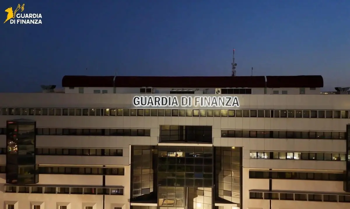 Scambio elettorale politico-mafioso, sei misure cautelari tra Bari e Foggia