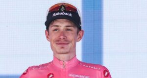 Vingegaard cala il poker, vince la 16^ tappa e consolida la maglia rosa
