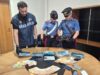Traffico stupefacenti: tre persone arrestate, trovate in possesso di 5 panetti di cocaina e denaro contante