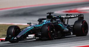 Russell in pole su Hamilton e Antonelli a Barcellona, Leclerc 10°
