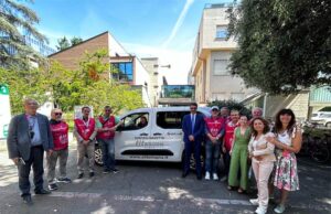 Un nuovo mezzo di trasporto per il servizio navetta di AIL Bologna grazie a UniCredit